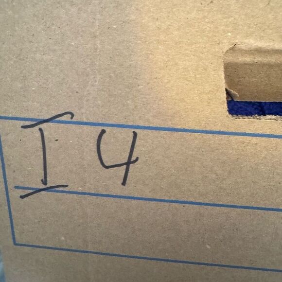 Izod Women’s Golf Sweater V-Neck Diamond Graphic Size 2XL Red Color - Picture 11 of 11